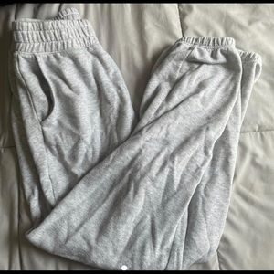 Light grey American Eagle Joggers